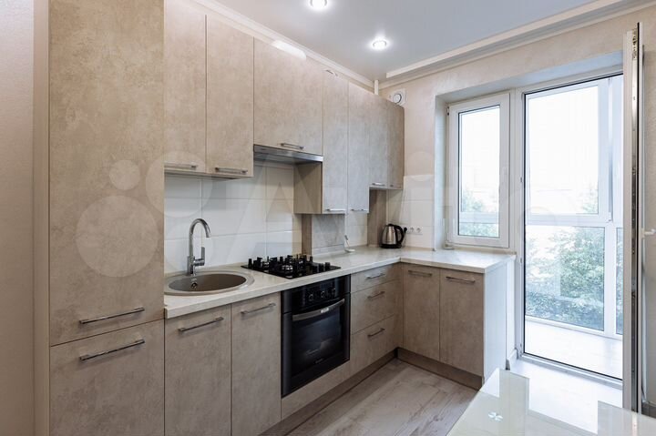 1-к. квартира, 38 м², 4/8 эт.