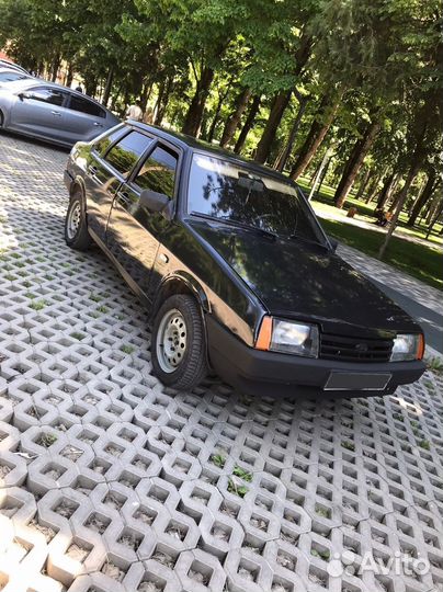 ВАЗ 21099 1.5 МТ, 1995, 300 000 км