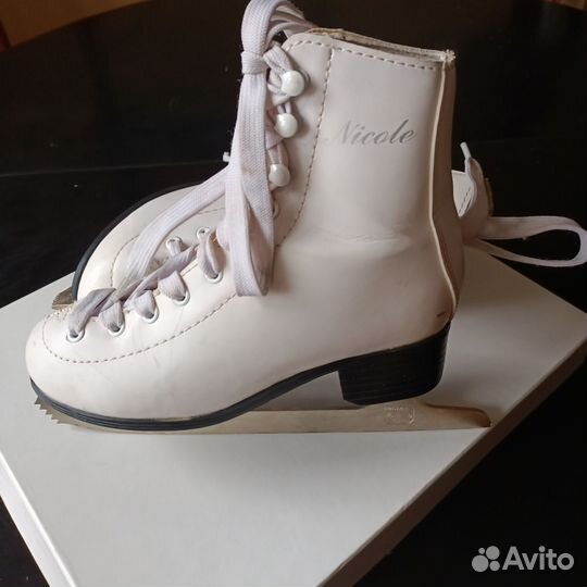 Фигурные коньки детские 32 размер