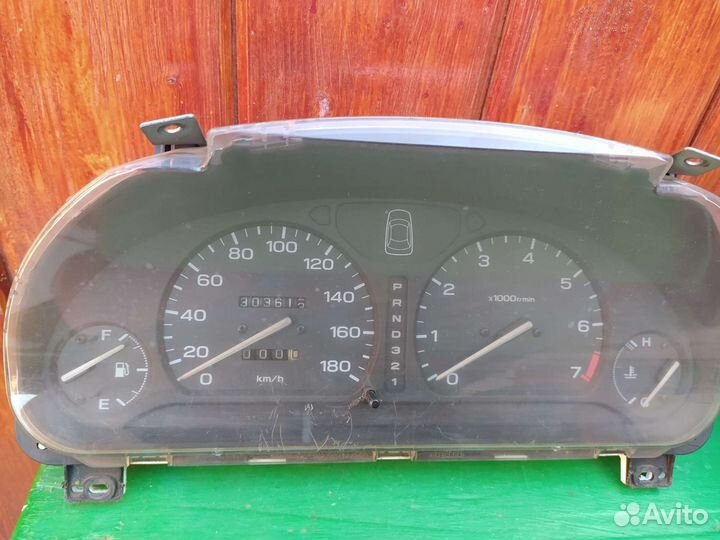 Щиток приборов Субару Легаси BG