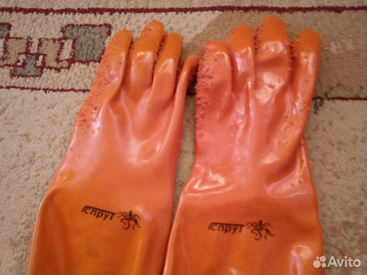 Перчатки резиновые для разделки рыбы