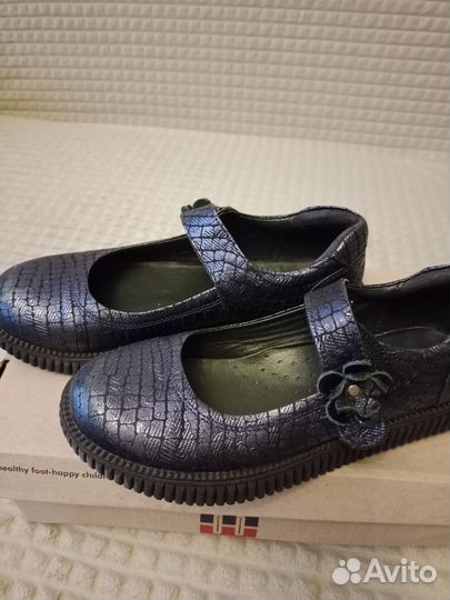 Туфли для девочки 35 размер