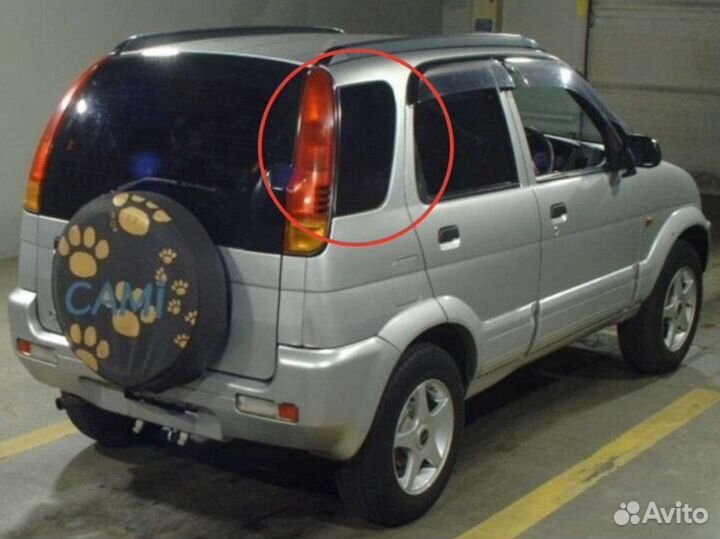 Стекло собачника правое Toyota Cami J100E HC-EJ