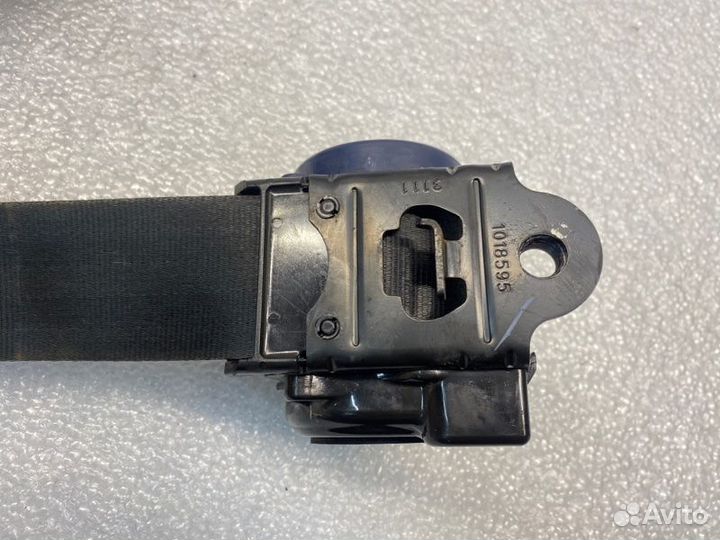 Ремень безопасности передний правый Volkswagen