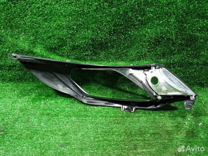 Маска фары Rio (11-14) L б/у