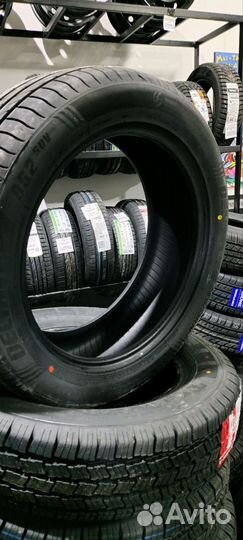 Delinte DS2 SUV 215/55 R18 99V