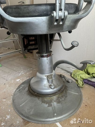 Стоматологическое кресло Ретро СССР 1965 года