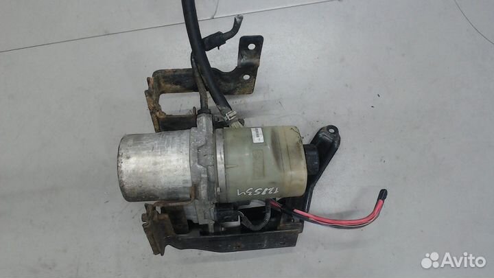 Насос усилителя руля Ford Kuga, 2008