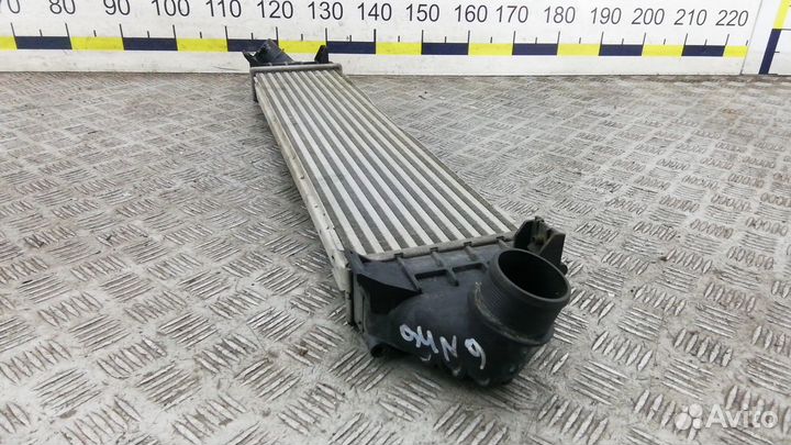 Радиатор интеркулера на Ford Focus 2