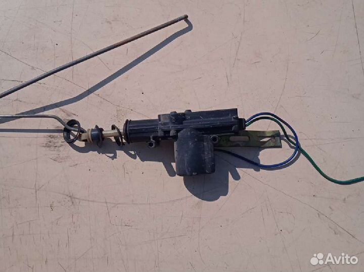 Активатор замка Nissan Terrano 2 Ниссан