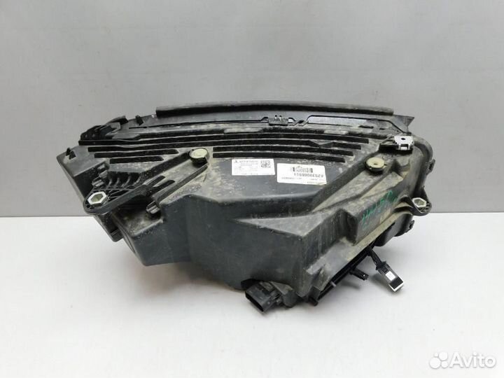 Фара левая Mercedes-Benz GLC