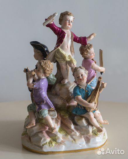 Фарфоровая статуэтка Маленький оркестр