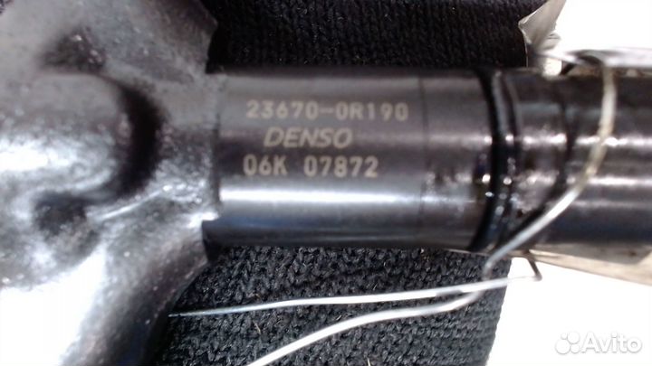 Форсунка топливная Toyota Avensis 2, 2006