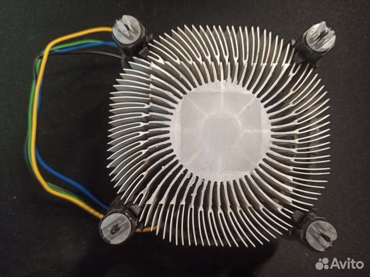 Кулер процеccорный intel