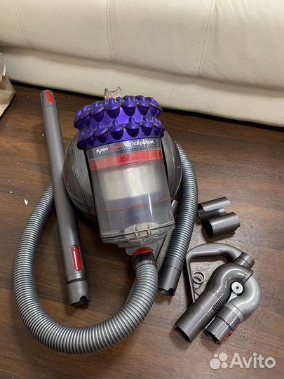 Пылесос dyson