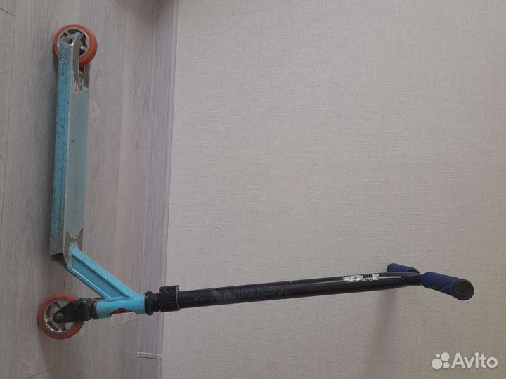 Трюковой самокат oxelo