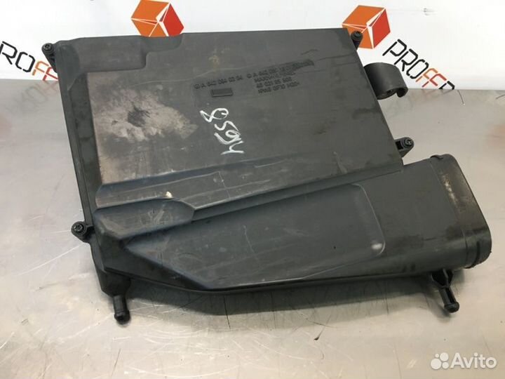 Корпус воздушного фильтра Mercedes C-Class W203