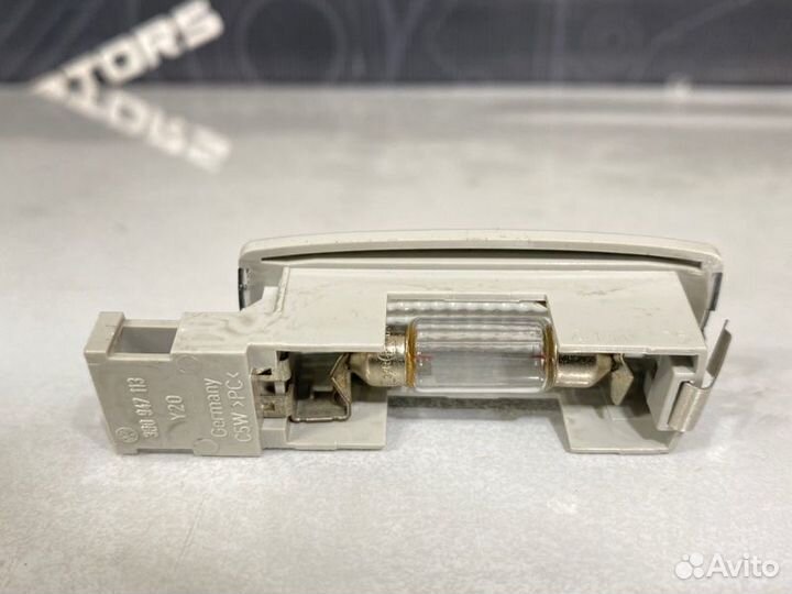 Плафон салона Volkswagen Passat Variant B5 AMX