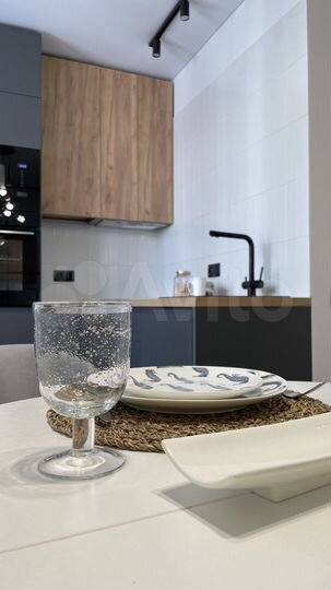 2-к. квартира, 59 м², 6/9 эт.