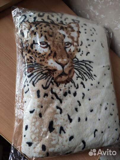 Плед флисовый новый 170*190