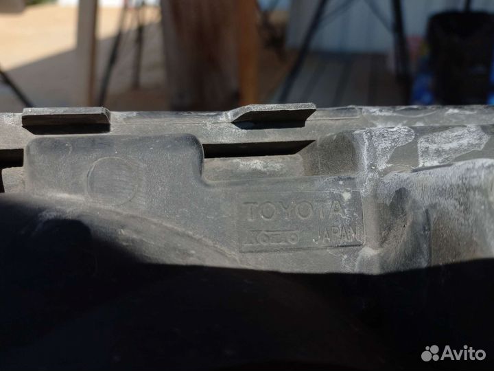 Фары Toyota Land Cruiser 100