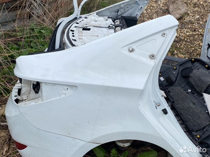 Задняя правая четверть Solaris 1 rest