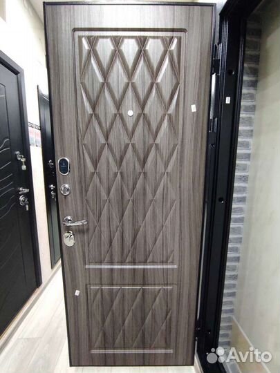 Дверь входная Троя Палисандр