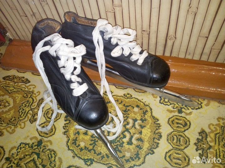 Продам коньки беговые