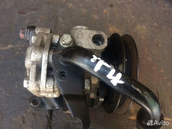 Насос гидроусилителя Hyundai Getz