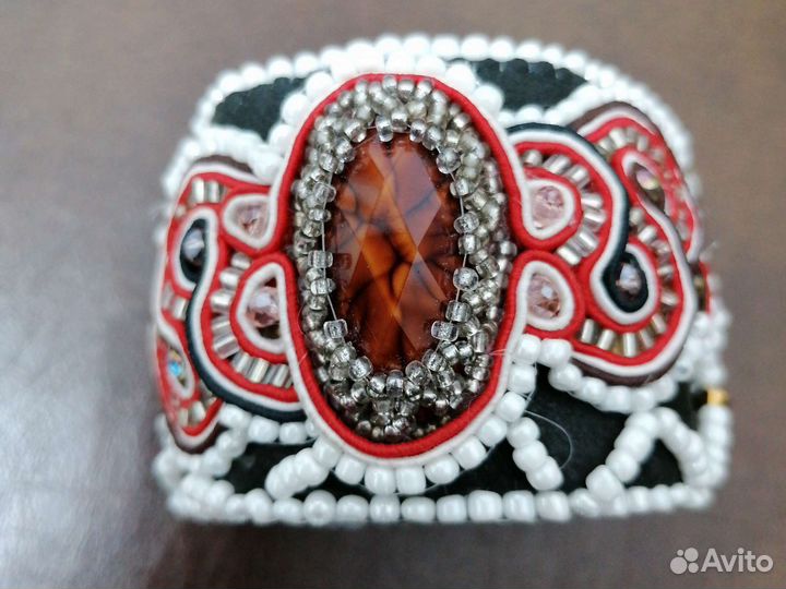 Изделия из бисера ручной работы