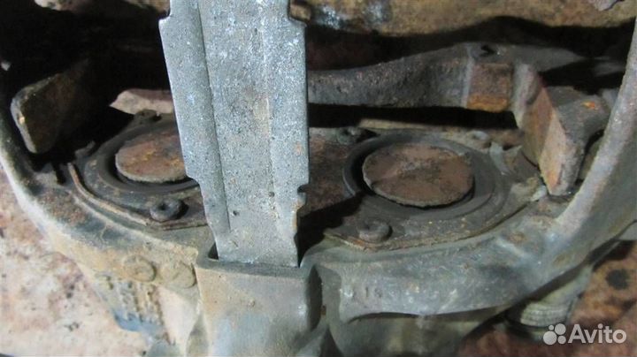 Суппорт передний левый Mercedes Actros