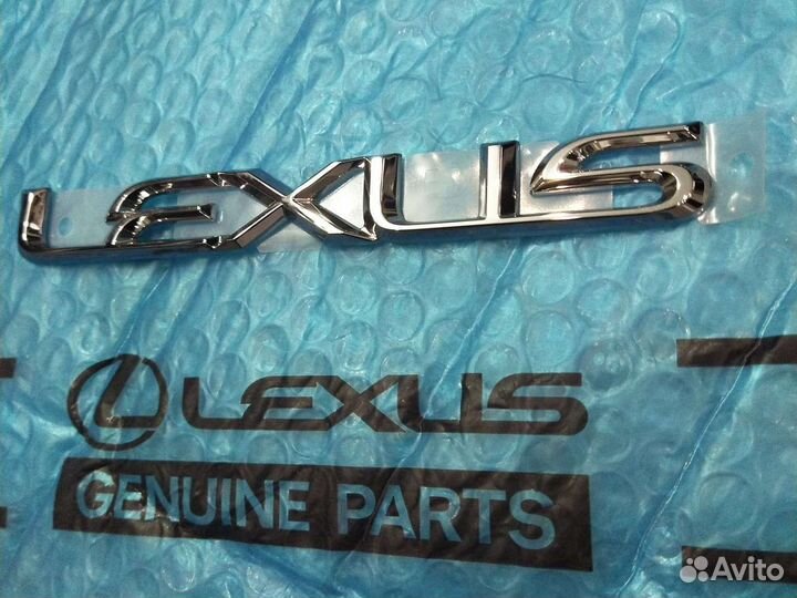 Шильдик lexus на багажник Es VI Новый 2012-2018