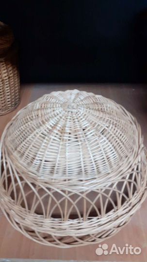 Корзина плетеная