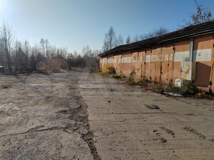 Гараж, > 30 м²