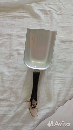 Новый совок металлический с ручкой