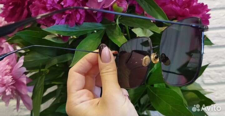 Солнцезащитные очки