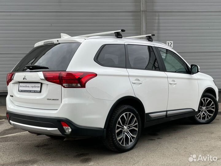 Mitsubishi Outlander 2.4 CVT, 2017, 56 361 км