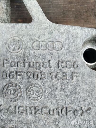 Кронштейн генератора Фольксваген Гольф 5 1.6 BSE