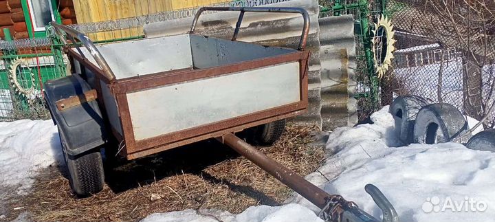 Прицеп на легковой автомобиль