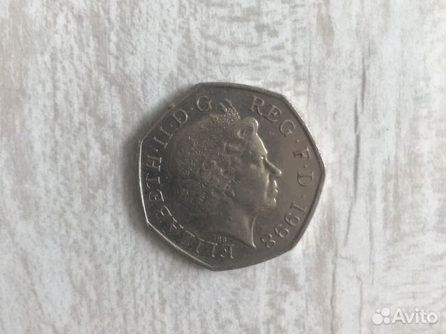 Монета 50 pence
