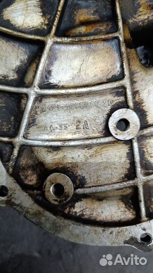 Передняя крышка двигателя Chevrolet Niva