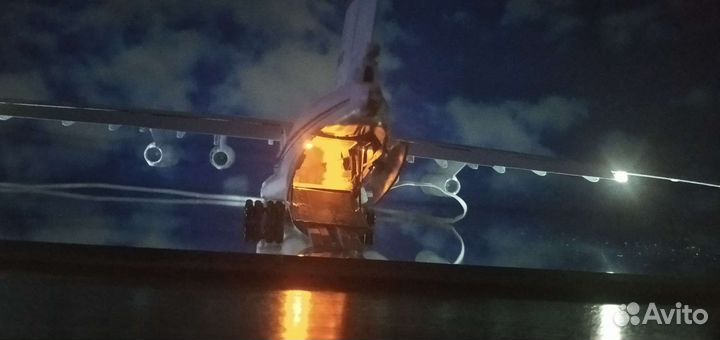 Модель самолета Ил-76