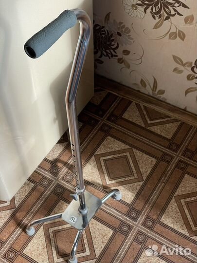 Трость для ходьбы на четыре опоры левая Valentine