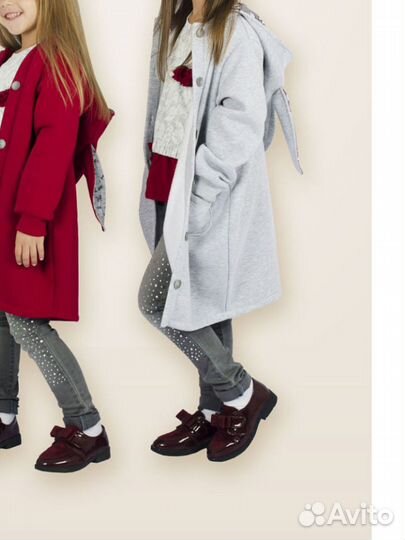 Продам для девочки жакет