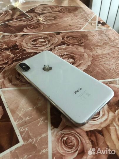 iPhone X, 64 ГБ
