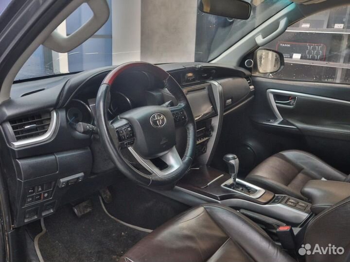 Toyota Fortuner 2.8 AT, 2018, 134 000 км