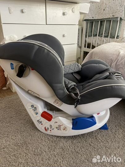 Автомобильное кресло happy baby