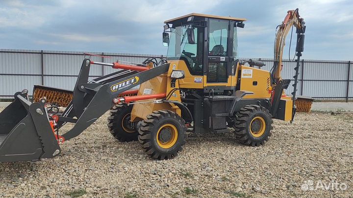 Экскаватор-погрузчик ЧЛМЗ 310 / 310.1, 2023