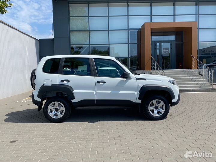 ВАЗ Niva Travel 1.7 МТ, 2024