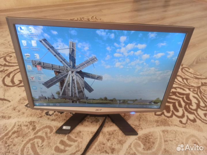 Монитор Acer 22